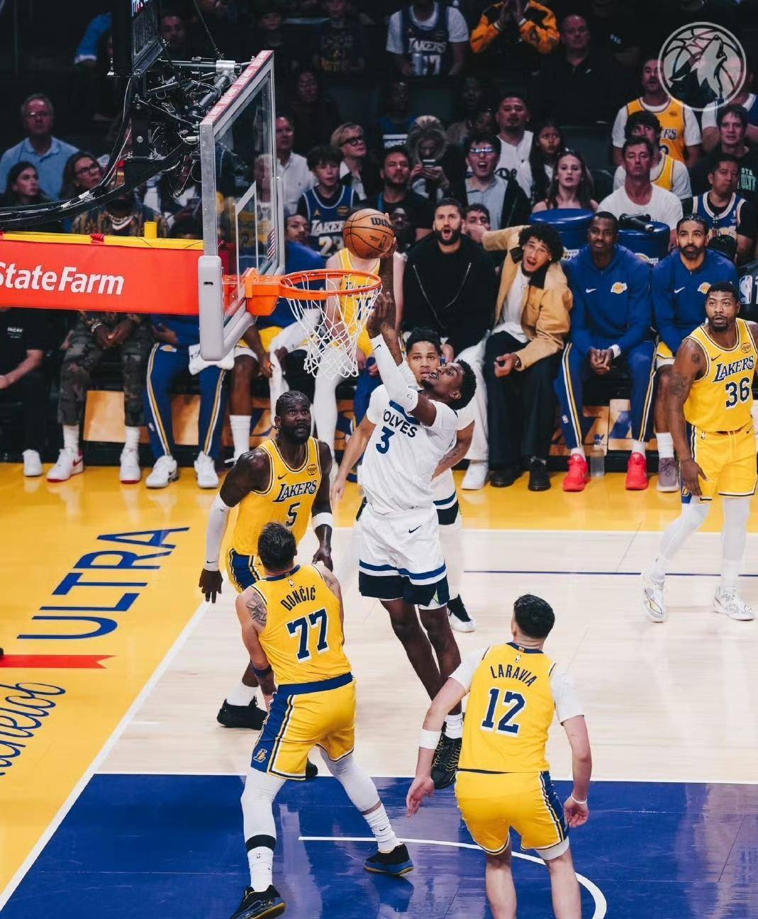 米乐体育m6注册包含赛地聚焦——NBA季后赛今夜热度飙升，明尼苏达森林狼造点机会，目标明确，数据趋势出现新变化的词条