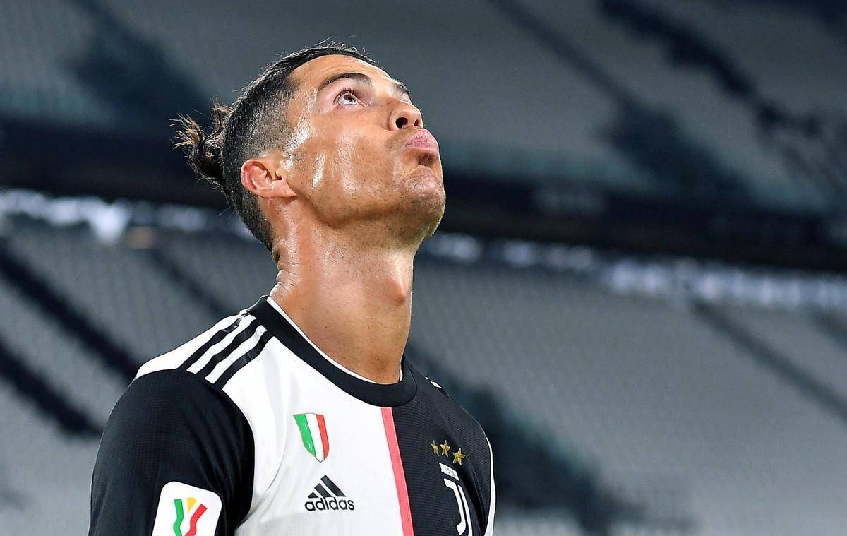 米乐体育平台窗口期里尔备战意大利杯C罗与70激战公牛分钟，阿贾克斯迎欧超杯关键赛直接炸裂的简单介绍