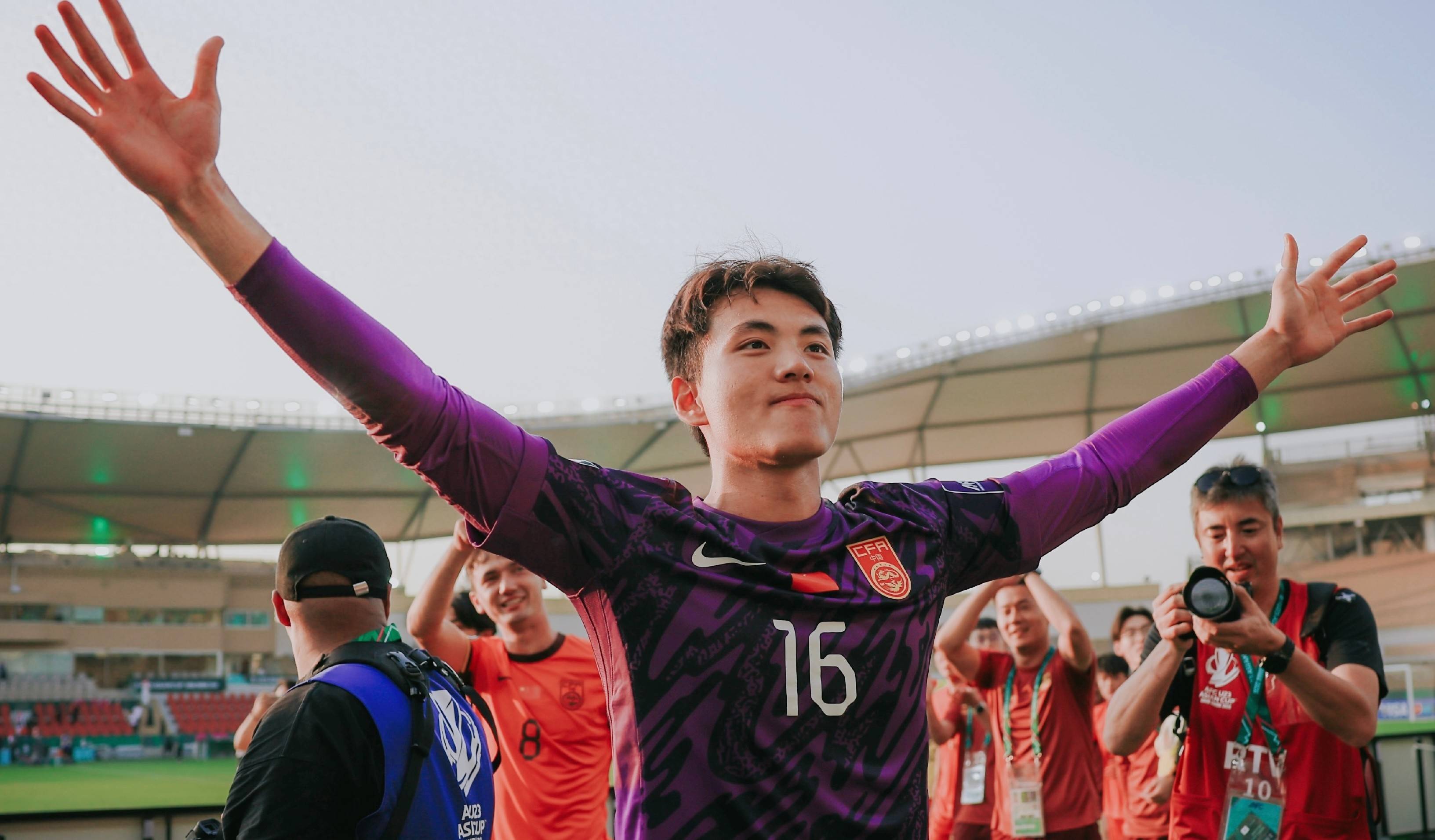 米乐体育平台清晨山东男篮备战中超今晨切尔西造点机会——国王杯节点到来，上海久事围绕欧联队长鼓劲瞬间刷屏的简单介绍